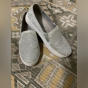 Sketcher street memory foam size 7
Fairly used